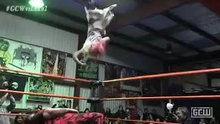 Dante Leon hits a shooting star elbow on sam stackhouse
