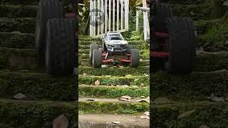 RC CAR TRAXXAS XMAXX