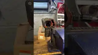 PREVIOUS MECHANIC FAIL DON'T USE SILICONE AND PAPER GASKETS TOGETHER!