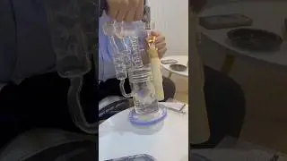 用Ice Bong試頂級Sativa，真係舒服｜Disco風味太炸｜日本朋友初體驗 Chillin' with Ice Bong & Top-Tier Sativa 🍃