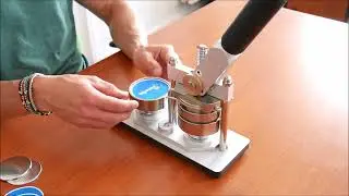 Produkcja Przypinek Na Maszynce Buttonfly Model Flexi