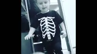 Малыш и баскетбол. 2,5 yo. Basketball 2,5 yo Child basketball player