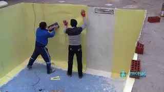 Impermeabilizaci&oacute;n de Piscina con sistema Revestech + Revestimiento Porcel&aacute;nico Cer&aacute;mica Mayor.