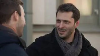 OTECKOVIA - Deti zmizli, Alex pred všetkými zatĺka
