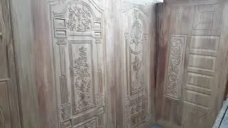 কিশোরগঞ্জ পাকুন্দিয়া শাজাহান সাহেব কে সিজনিং ট্রিটমেন্ট  করা মেহেগুনি কাঠের দরজা দিলাম