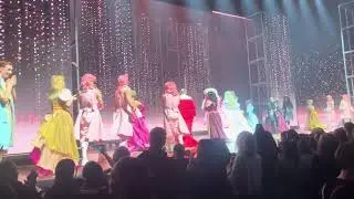 Le Roi Soleil, le retour - Medley (rappel) - Dôme de Paris - Paris 2025  21/12/2025