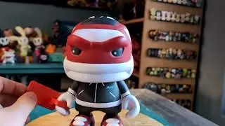 Shudog Off Red 8 Inch Superplastic Dopameme Exclusive Vinyl Figure Review