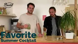 Summer cocktails in a mason jar