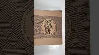 Cheshire Cheese #asmr #asmrunboxing #unboxing #unboxingvideos #cheese #food #cheeseandcrackers #life