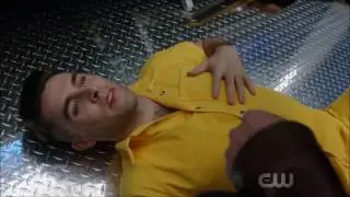 Arrow 5x22 Oliver Attacks Prometheus