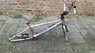 HARO SHREDDER VINTAGE OLD SCHOOL BMX 20 INCH FRAME FORK AND EXTRAS