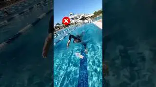 Thumb first❌ Entering with your finger tips✅ #swimming #swimmer #swim #triathlon