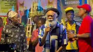 Phillip Fraser Gets Much Deserved Music Award & Gave A Stellar Performance @ Rub A Dub Thursday