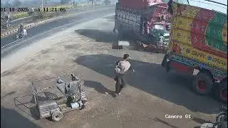 Truck ka tire burst hone k bad out of control. Video end tk dekhy