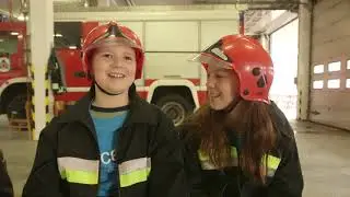 Kis tűzoltók a Fővárosi Katasztrófavédelmi Igazgatóságnál | UNICEF Magyarország