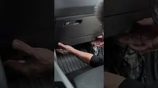 White LED Door Sill Protectors with Illuminated &ldquo;Land Cruiser&rdquo; for Toyota Land Cruiser LC250