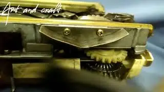 How do you clean the knitting machine//How do oiling knitting machine