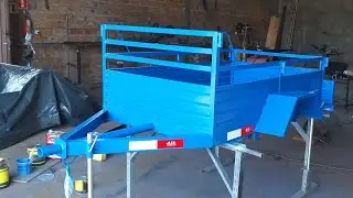 Sábado carretinha 160x100 ja ta pintada e A bagunça para arrumar 🤤🤤