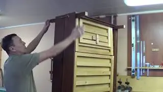 Двухспальная раскладушка-трансформер из массива сосны. Two-fold clamshell from a file of a pine