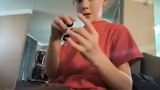 how to become a fidget spinner pro