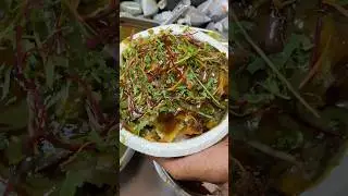 Dilli ki Best Aloo Tikki | Raja Chaat Corner Krishna Nagar | #delhistreetfood #ytshorts #foodies