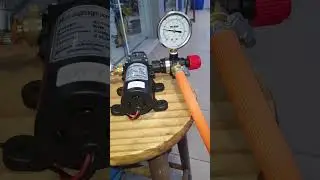Bomba Elétrica 12V de Diafragma Com  Regulador de Pressão 130PSI