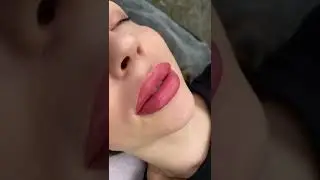 Lips tattoo | beauty trends