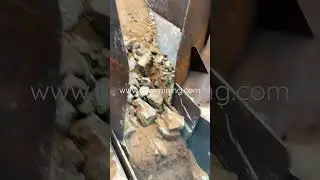 As a primary crushing equipment, how does the jaw crusher work?