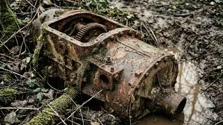 Restoring 80 YEAR OLD WWII Sherman M4 Tank Transmission from 1944 is POSSIBLE? | WWII RESTORATIONS 