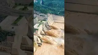 China का ये Dam Blast साफ करता है पूरी नदी! 😲 | Smart Engineering Explained