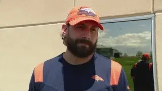 Raiders request to interview Broncos quarterbacks coach