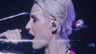 Linkin Park Lost live  United Center Chicago     Aug - 11- 2025 Emily Armstrong 