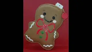 (New) Bath & Body Works Gingerbread Coin Purse #bathandbodyworks #gingerbreadman #coincase #bagcharm