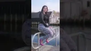 Meet Sara: Plus Size Curvy Model | Bio & Wiki