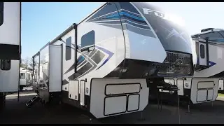 2021 Fuzion 427 Luxury Fifth Wheel Toy Hauler Tour | Tri State RV, Anna IL