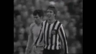 Newcastle Utd - Wyn Davies (Wyn The Leap)