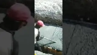 How to use vibrator in concrete pouring