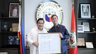 Senate President Tempore Jinggoy Ejercito Estrada presents Filipino phenom Sofronio Vasquez