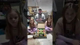 Заходите на Facebook и Instagram, чтобы принять участие!