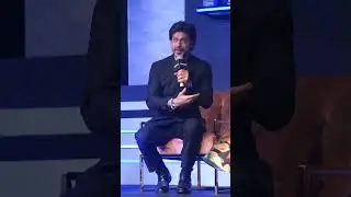 Shahrukh khan at 'PATHAAN' success bash