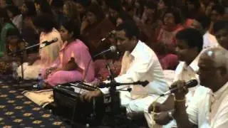 Amey Deshpandey sings Hum Sab Milkar Mangal Gaaye