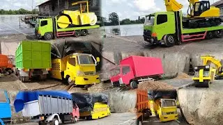 Truk Hino Towing Antar Alat Berat ke Proyek Perbaikan Jalan || Versi miniatur truk