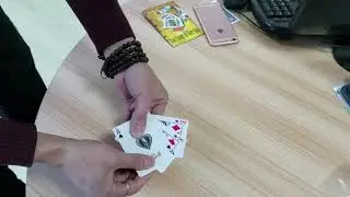 Fast Change of Three King  - Magic Trick