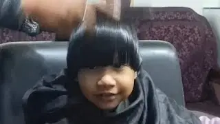 Blunt haircut 💇‍♀️ 😌 for baby girl 👶 🤰 dekhiye kese karte hai Blunt haircut 💇‍♀️ 