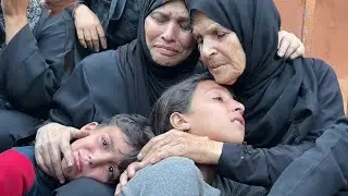 وداع وتشييع عدد من الشهداء في مجمع ناصر الطبي بخان يونس جنوب قطاع غزة