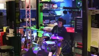 Miles Levine live at Guitar Center, 5/27/16, AC/DC, Nirvana, Bon Jovi, Blur