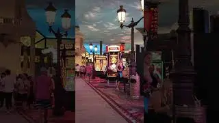 Paris las vegas was lit 8 #lasvegas #casino #slots #slot #lasvegashotel #vegas