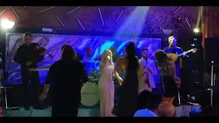 ΝΗΣΙΩΤΙΚΗ ΕΝΟΤΗΤΑ LIVE -ΑΝΝΑ ΠΕΡΑΚΗ