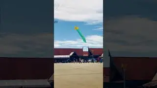 What a kite #kiteflying #flying #flykite #flyingkite -#kiteseason #kitefestival #kitelover