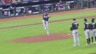 new Mets reliever AJ Minter (2 yrs/$22M)  warm-up pitches...WS Gm 1...Braves vs. Astros...10/26/21